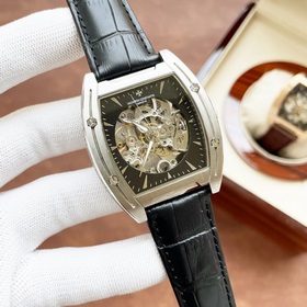 Элегантные мужские часы Vacheron Constantin с впечатляющим ажурны