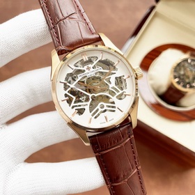 Элегантные мужские часы Vacheron Constantin с впечатляющим ажурны