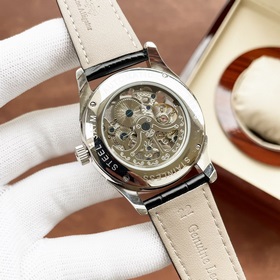 Элегантные мужские часы Vacheron Constantin с впечатляющим ажурны