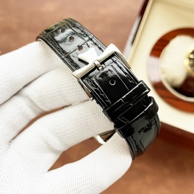 . Vacheron Constantin – эксклюзивные мужские часы с классическим 