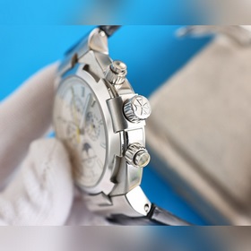 Серия Vacheron Constantin Overseas. Сдержанность, роскошь, элеган