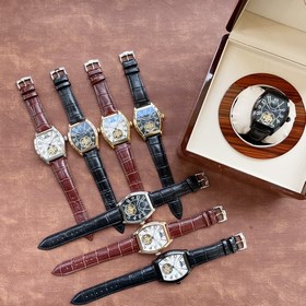Элегантные мужские часы Vacheron Constantin с большим маятником и