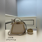 FENDI eekaboo средний размер, контрастные швы, средний размер, сумка в форме кош