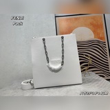 Большая сумка последней коллекции Fendi ack на официальном сайте, из гладкой и н