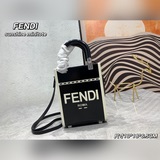 【В комплекте】 Мини-сумка FENDISunshine из парусины и лакированной кожи с гравиро