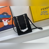 Официальный сайт последней модели сумки 0Fendi ack, небольшая сумка из гладкой к