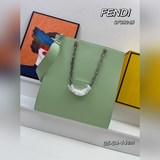 Большая сумка последней коллекции Fendi ack на официальном сайте, из гладкой и н