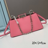 Fendi 2023SS ранневесенняя коллекция, представленная на Миланской неделе моды, д