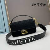 FENDI популярная классическая сумка Baguette изготовлена из высококачественного 