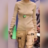 Сумка Fendi Ack, из гладкой кожи. Отделка из гладкого FENDI RO того же цвета с р