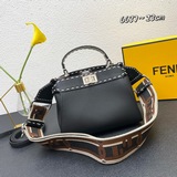 【В комплекте с коробкой】 Новейшая сумка Fendi в форме кошки eekaboo изготовлена 