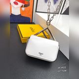 В комплекте с упаковочной коробкой. Новейшая модель First Nano на официальном са