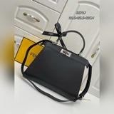 Сумка FENDI eekaboo ISeeU, представленная в рамках коллекции FENDI by Marc J.