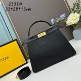 Fendi  Eekaboo Isieu Большая сумка в форме кошки из кожи бычка с отделкой по бок