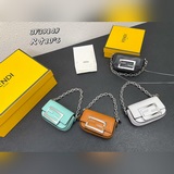 В комплекте с коробкой, официальный сайт Fendi X Tiffany&Co. представляет ог