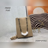 Официальный сайт последней модели сумки 0Fendi ack, небольшая сумка из гладкой к