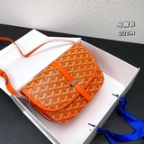 Сумка Goyard Goyard Saddle Bag - новая модель. Логотип Goyard в этом году стал о