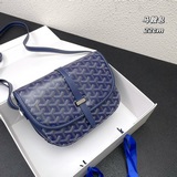 Сумка Goyard Goyard Saddle Bag - новая модель. Логотип Goyard в этом году стал о