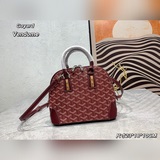 Goyard Vendome — это новейшая модель сумки Goyard в форме ракушки, которая предс