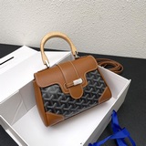Оригинальный товар из фирменного магазина — сумка Goyard mini Saigon, символизир