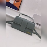 Сумка Jacquemus* с коробкой. Уникальный дизайн сумки, модный и милый при ношении