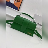 Сумка Jacquemus* с коробкой. Уникальный дизайн сумки, модный и милый при ношении