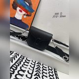 Новая серия кожаных сумок MJ Saddle Bag в стиле «маленькая труба» блестяще дебют