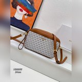 В комплекте с коробкой, размеры： 24* 5* 16 см.