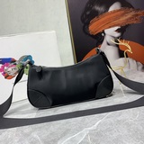 PRADA популярная сумка среднего размера, одна из самых красивых [торт] , с логот