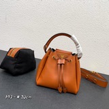 Новая модель ранней весны 2023 года, мини-сумка «PRADA». Очень милая и вместител