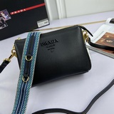 Prada сумка с клапаном и одним плечевым ремнем, модель 66136, с двумя плечевыми 