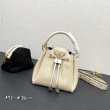 Новая модель ранней весны 2023 года, мини-сумка «PRADA». Очень милая и вместител