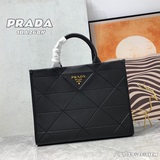 Сумка-тоут из кожи Saffiano с ручками из кожи Saffiano, высота 110 см, съемные и