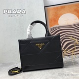 Сумка-тоут из кожи Saffiano с ручками из кожи Saffiano, высота 110 см, съемные и
