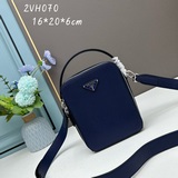 Футляр для камеры Prada, одинаковый для мужчин и женщин, очень милый. Небольшая 