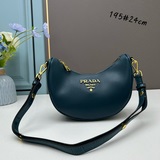 (Prada) Сумка «Луна/Полумесяц» – модный хит [Победа] Телячья кожа в сочетании с 
