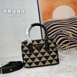 P House mini Killer Bag 1BA908. Эта сумка Galleria выполнена в знакомом стиле Sa