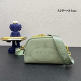 Высококачественная сумка для фотоаппарата Prada.2023 из натуральной кожи верхнег
