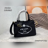 Ранневесенняя коллекция Prada： сумка через плечо с одним плечевым ремнем, корпус