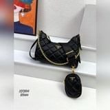 Усовершенствованная версия новой модели «три в одном» из кожи/золотистой фурниту