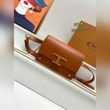 TOD’S Timeless Маленькая сумка через плечо/поясная сумка из кожи. Эта сумка на т
