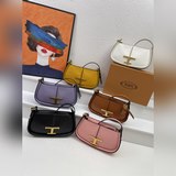 Сумка с коробкой — новейшая модель из серии TOD’S TTIMELESS в стиле ретро с боль