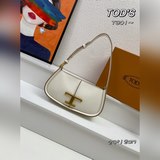 Сумка с коробкой — новейшая модель из серии TOD’S TTIMELESS в стиле ретро с боль