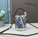 Коричневая сумка TORY BURCH Monogram 2023 с шнурком на лето.