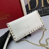 Маленький чемодан Vacation. Классическая модель Valentino, популярная в течение 