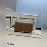 Маленький чемодан Vacation. Классическая модель Valentino, популярная в течение 