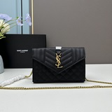 Сумка YSL Saint Laurent WOC с цепочкой и конвертом, заслуженно считается классич