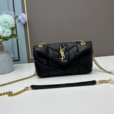Подарочная упаковка YSL Loulou Puffer действительно великолепна. Этот аромат был