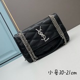 Новая сумка Saint Laurent Nolita Monogram Nolita с клапаном на передней стороне,