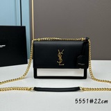 В комплекте с коробкой, сумка-цепочка YSL Sunset. Гладкая кожа с мелким узором в